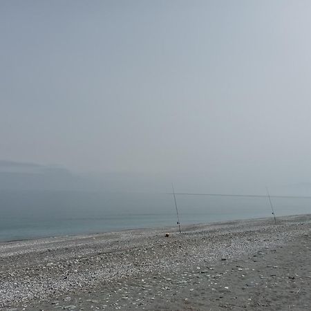 Velika Beach Rooms Buitenkant foto