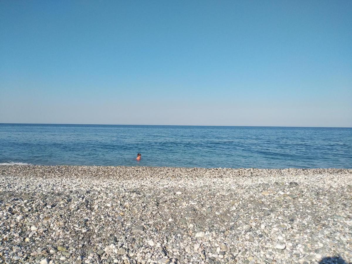 Velika Beach Rooms Buitenkant foto